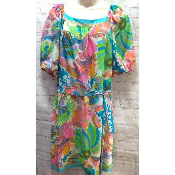 Trina Turk Dresses & Skirts - Trina Turk 10 womens silk floral dress lined short sleeve pink blue‎ green